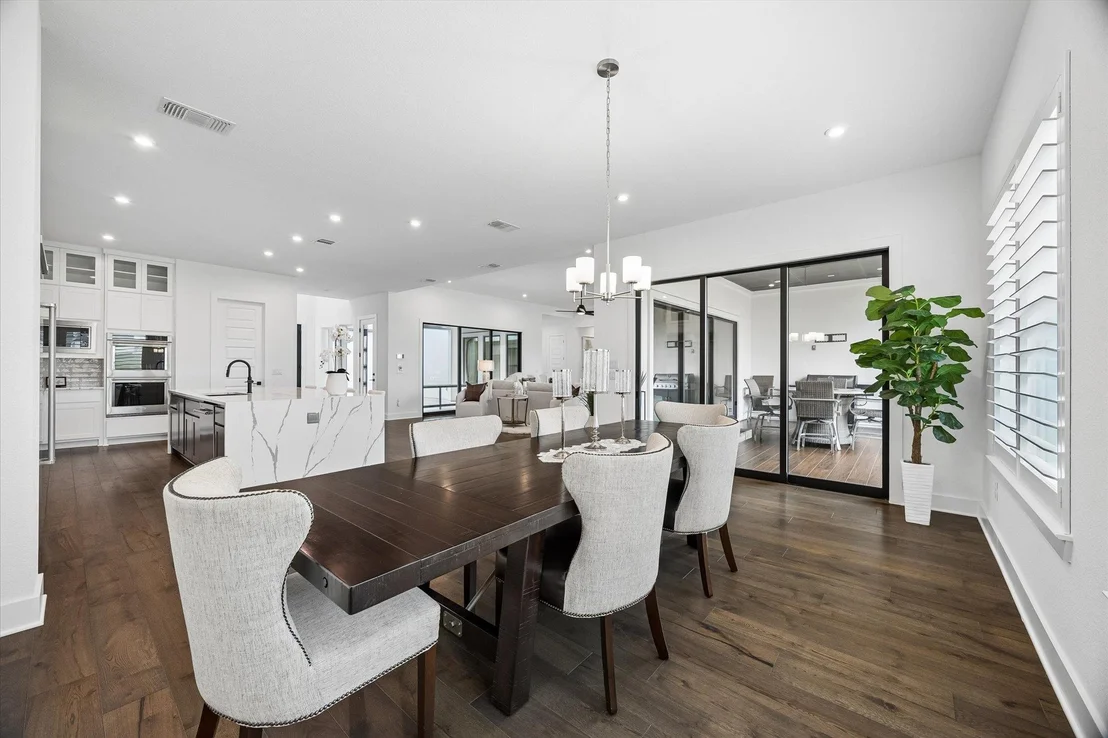 Photo of 2513 Novara TRL