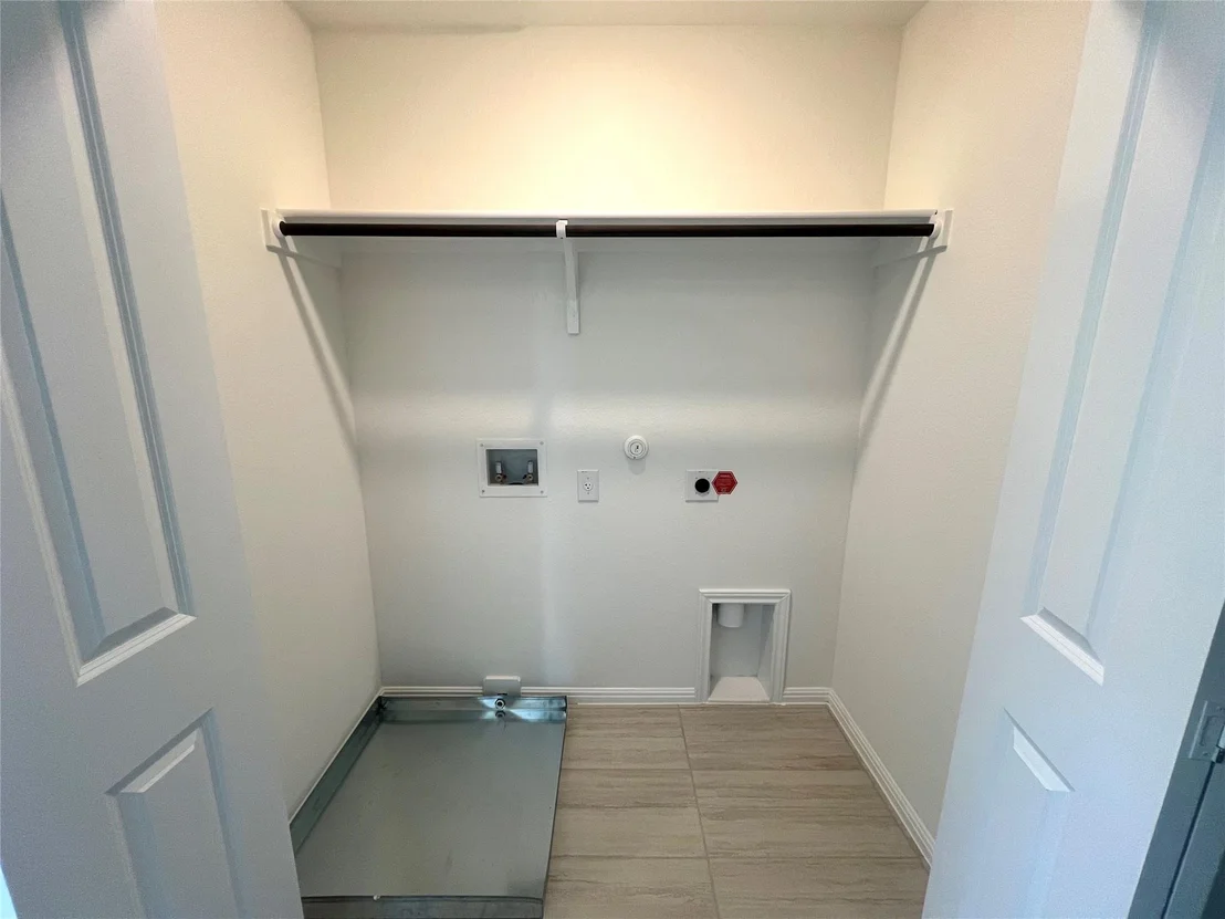 Photo of 492 Young ST