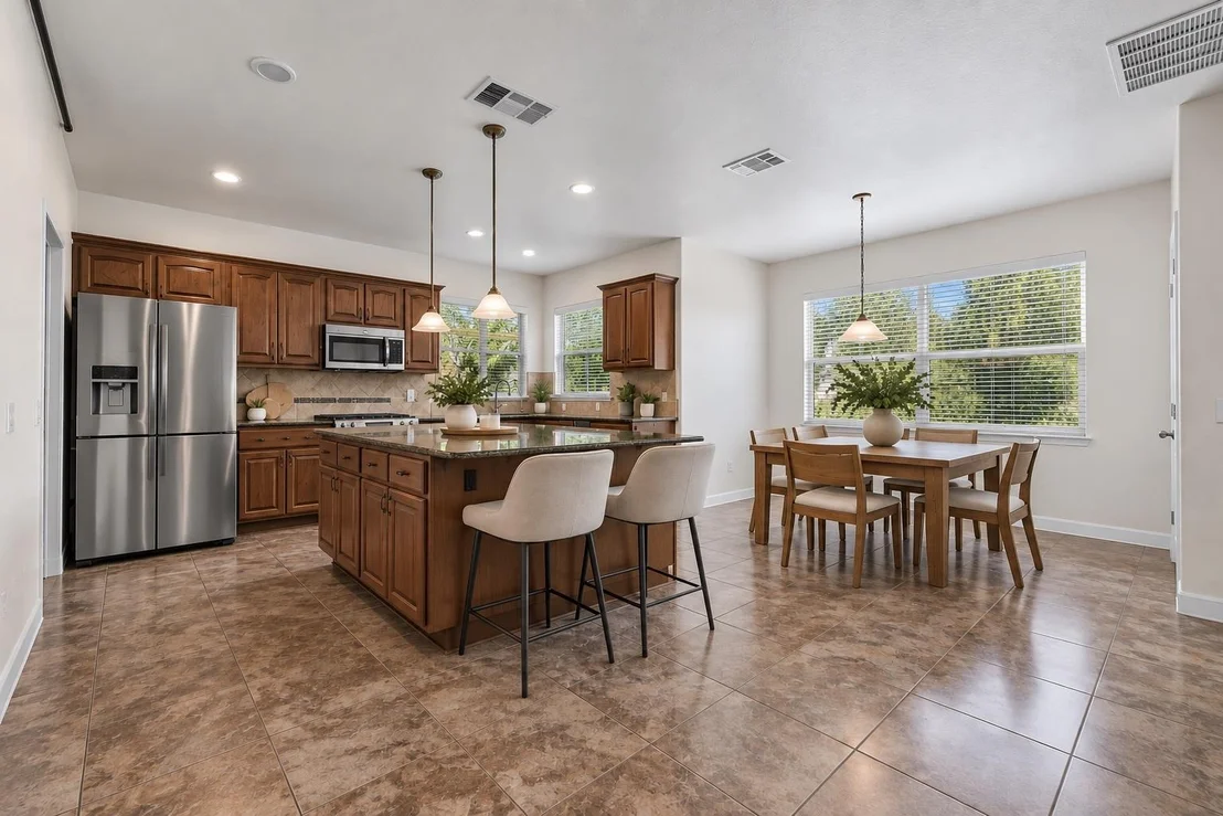 Photo of 606 Irvin DR