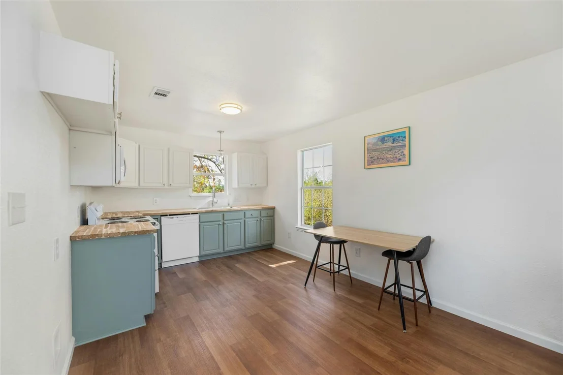 Photo of 155 Forest LN