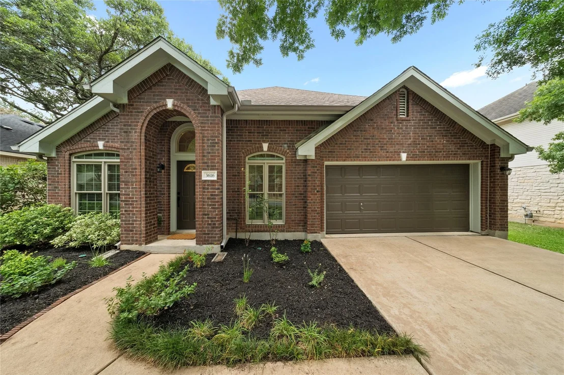 Photo of 3616 Sawmill DR