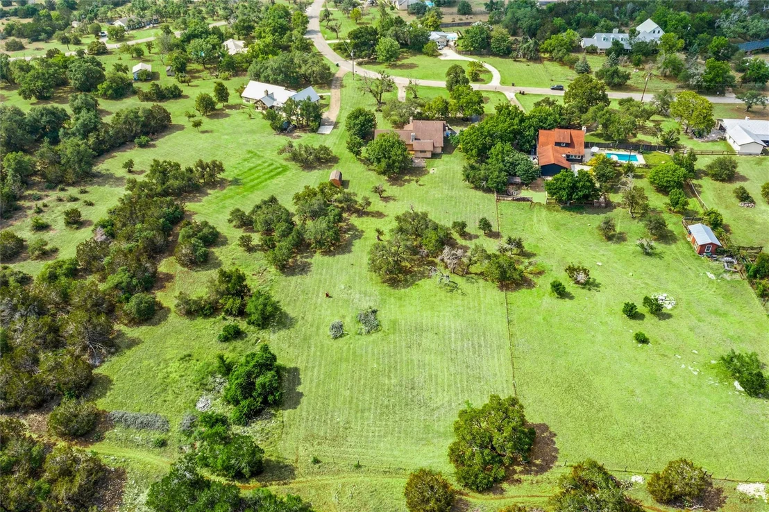 Photo of 708 Post Oak DR