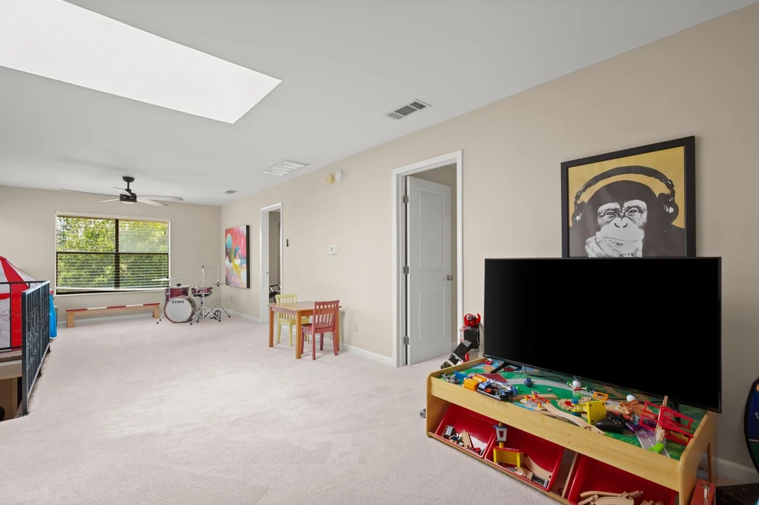 Photo of 6005 Diamond Head DR