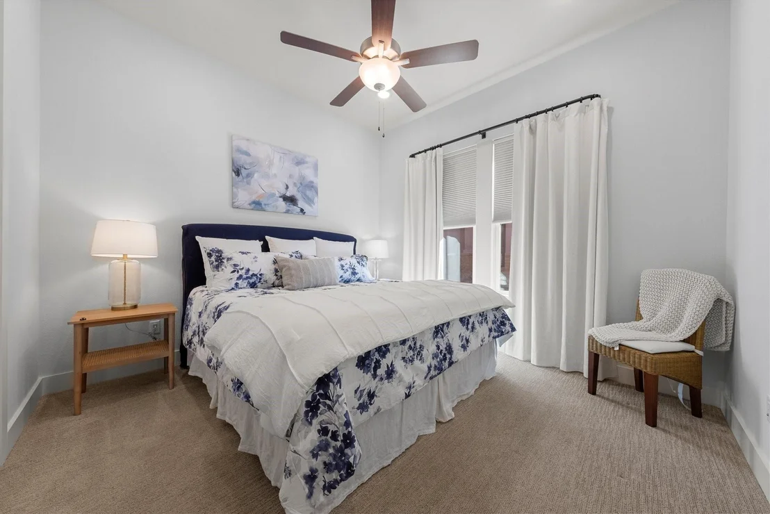 Photo of 114 Azalea LOOP