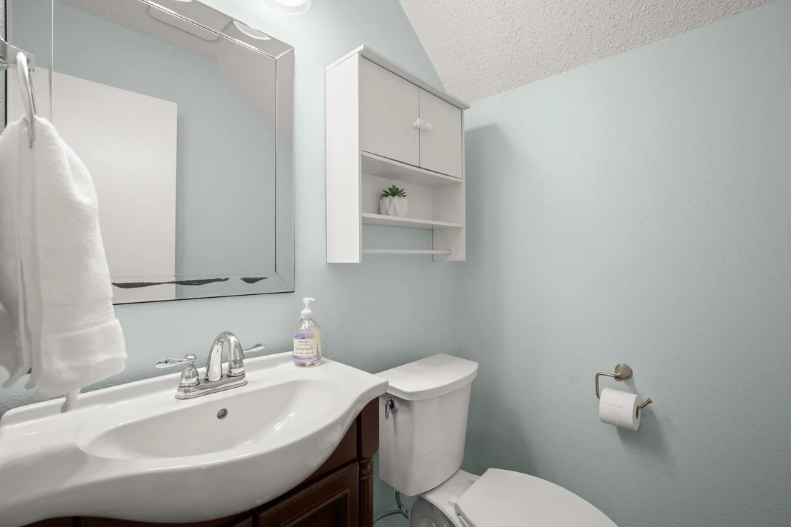 Photo of 4019 Iriona BND