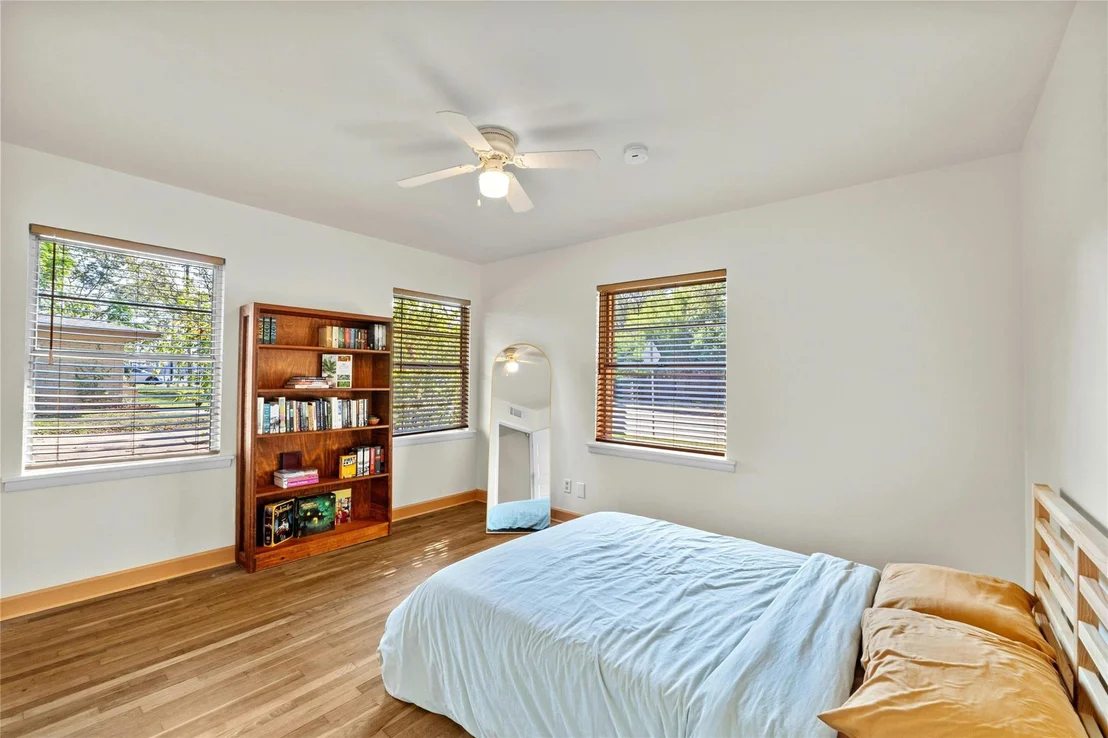 Photo of 1604 Briarcliff BLVD