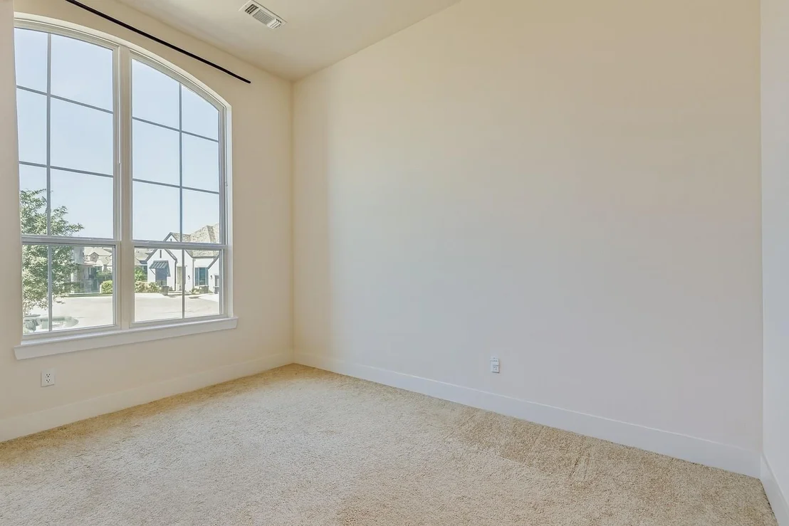 Photo of 320 Autumn Oak WAY