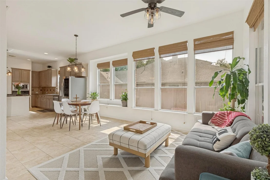 Photo of 703 Hegarty DR