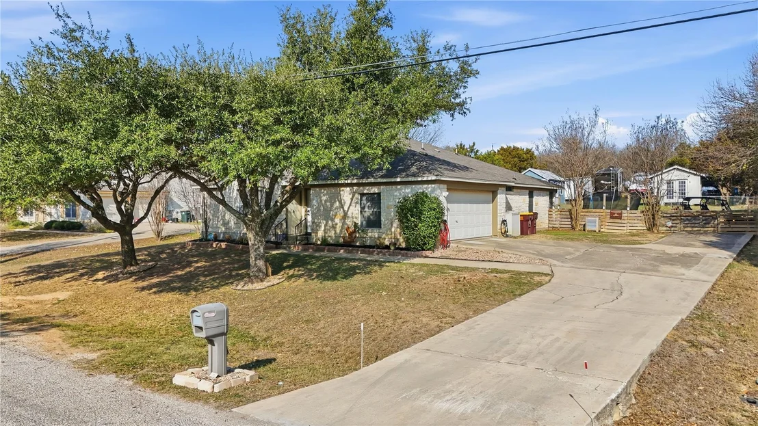 Photo of 500 Millington LN
