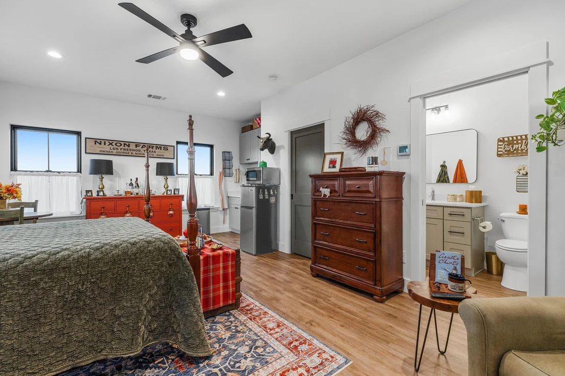 Photo of 345 Judges RD