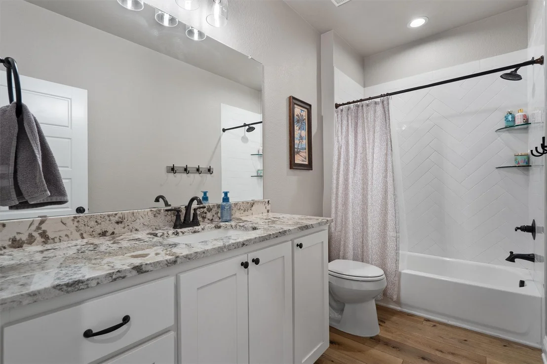 Photo of 1219 Logan BLVD
