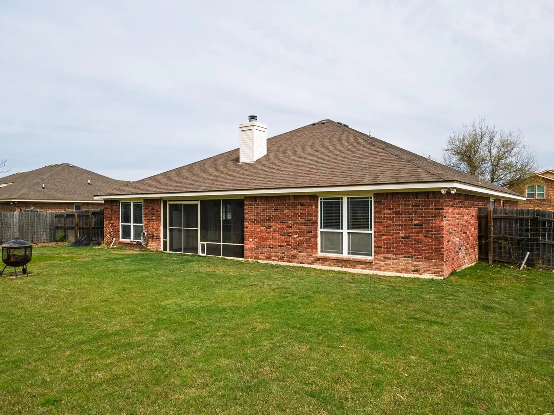Photo of 1905 Walker Place BLVD