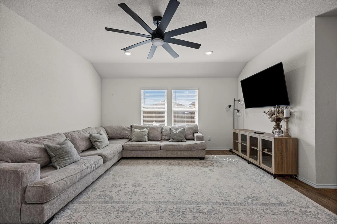 Photo of 325 Granary DR