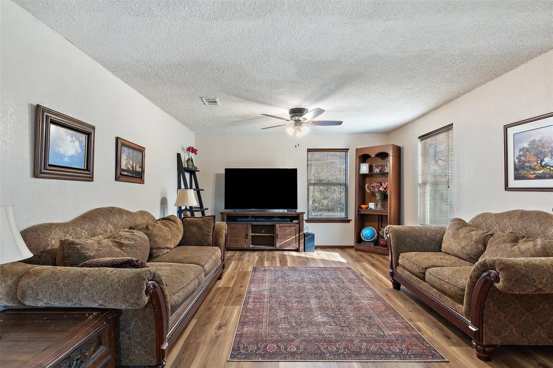Photo of 184 Farris LN