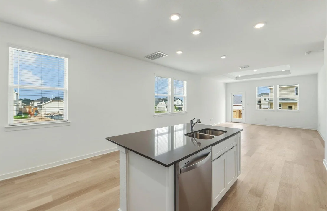 Photo of 664 Rubber Tree WAY
