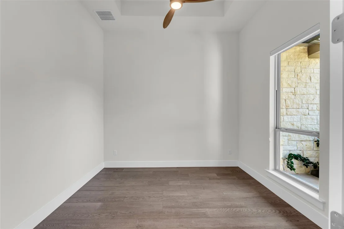 Photo of 2140 Carpenter LOOP