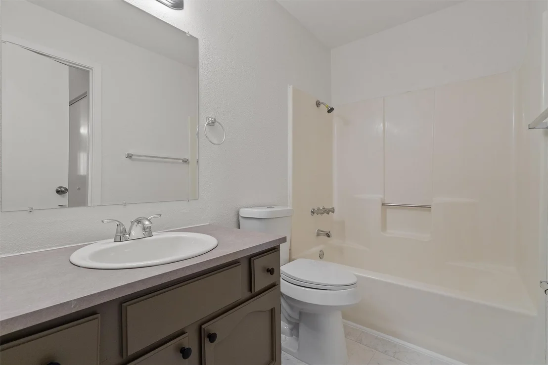 Photo of 1808 Cinnamon PATH