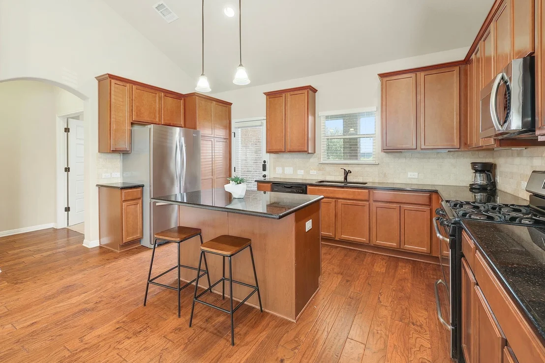 Photo of 16200 Cantania CV