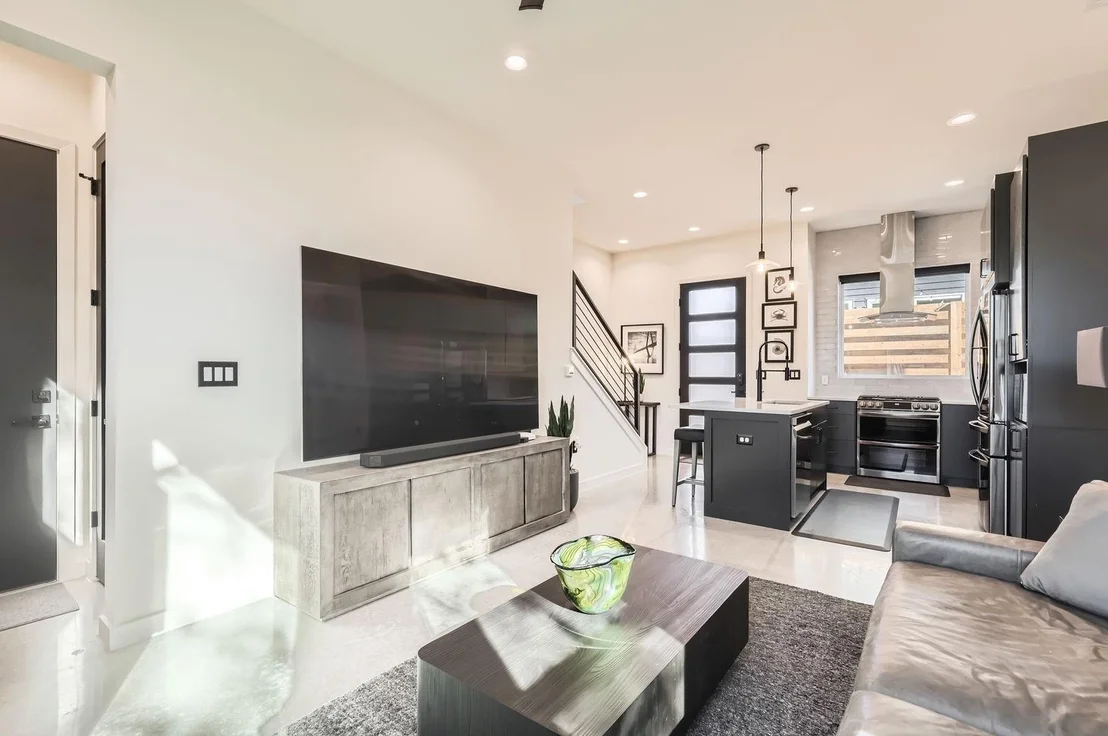 Photo of Unit 2 at 5001 Rob Scott ST
