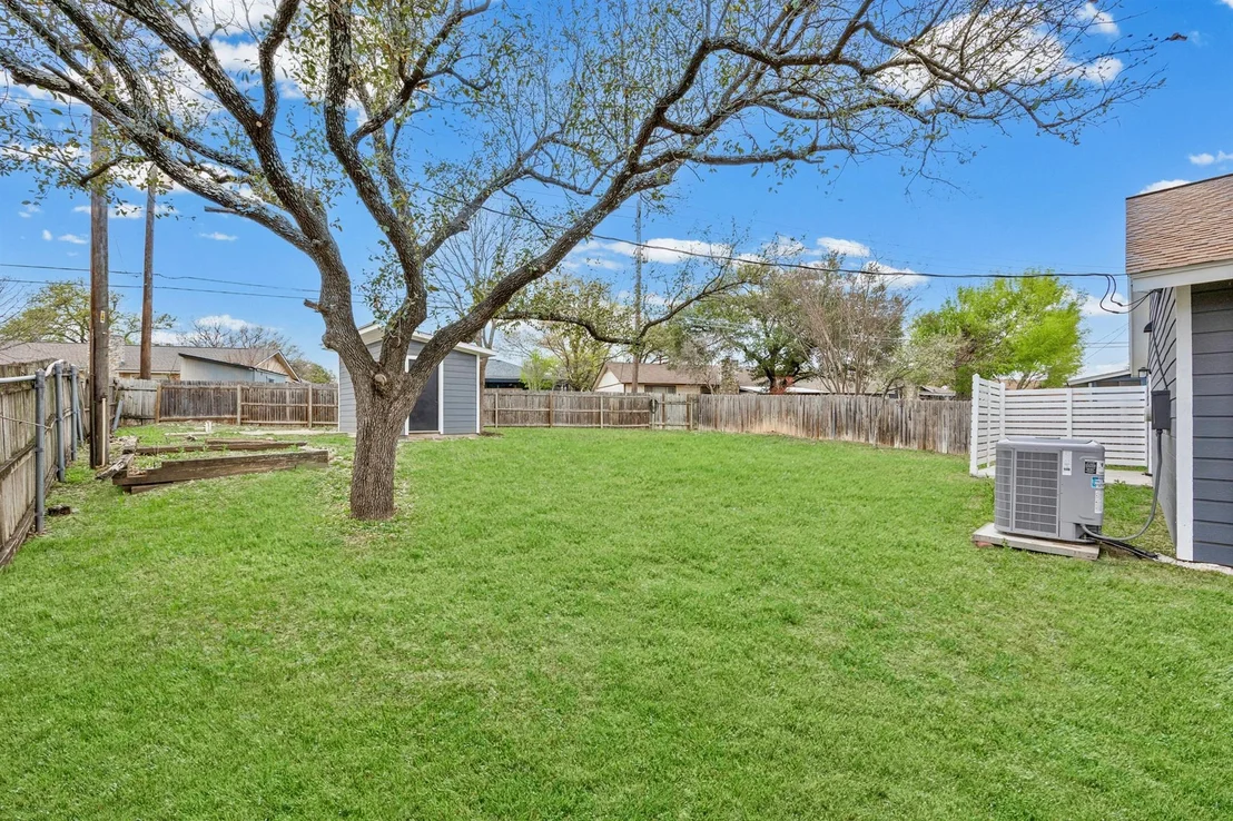 Photo of 13200 Elysian Fields CV