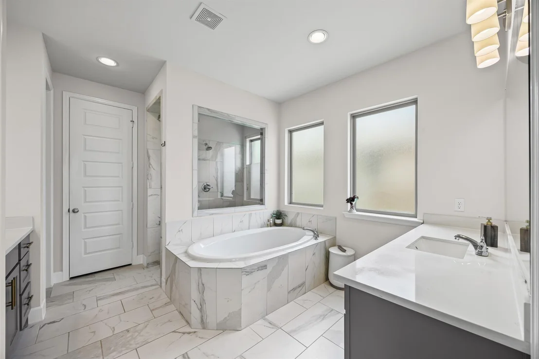 Photo of 108 Chinaberry BND