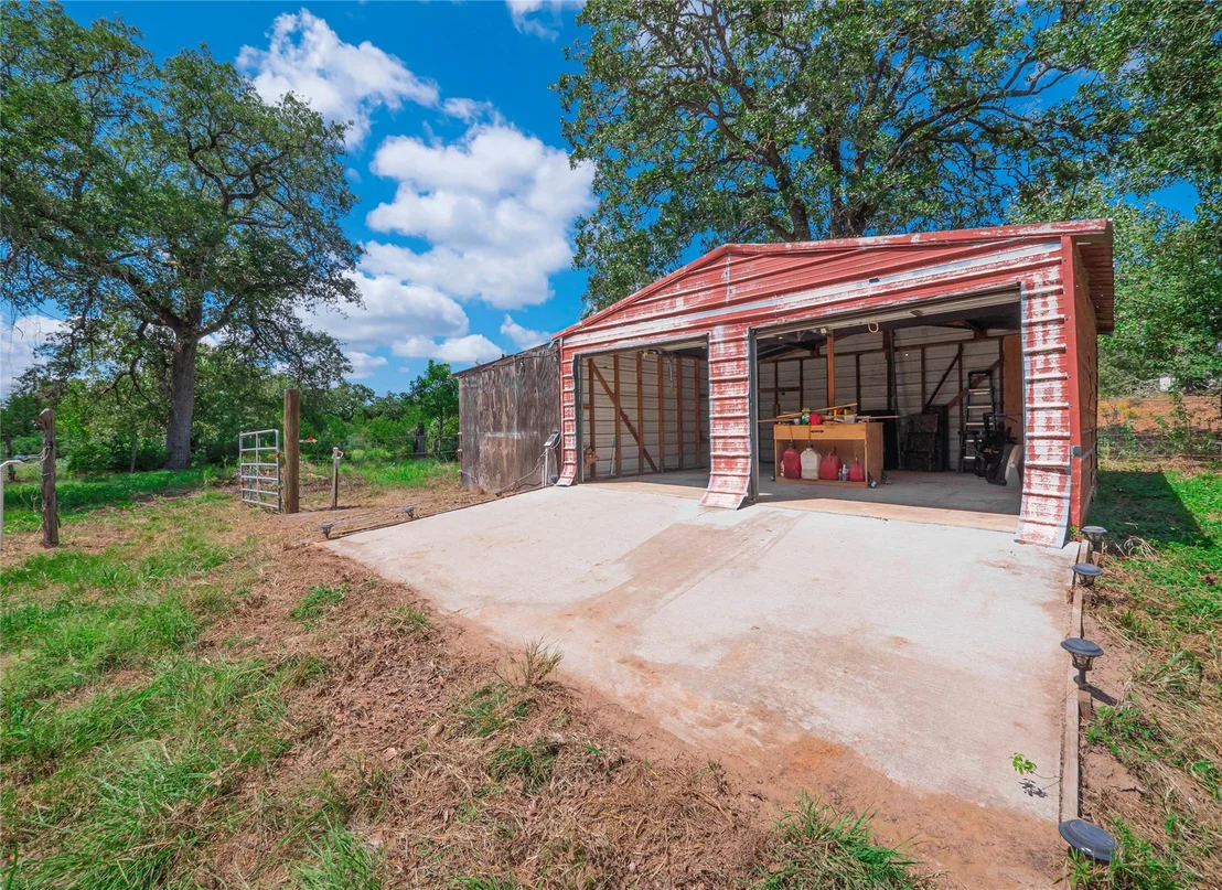 Photo of 180 Powell RD