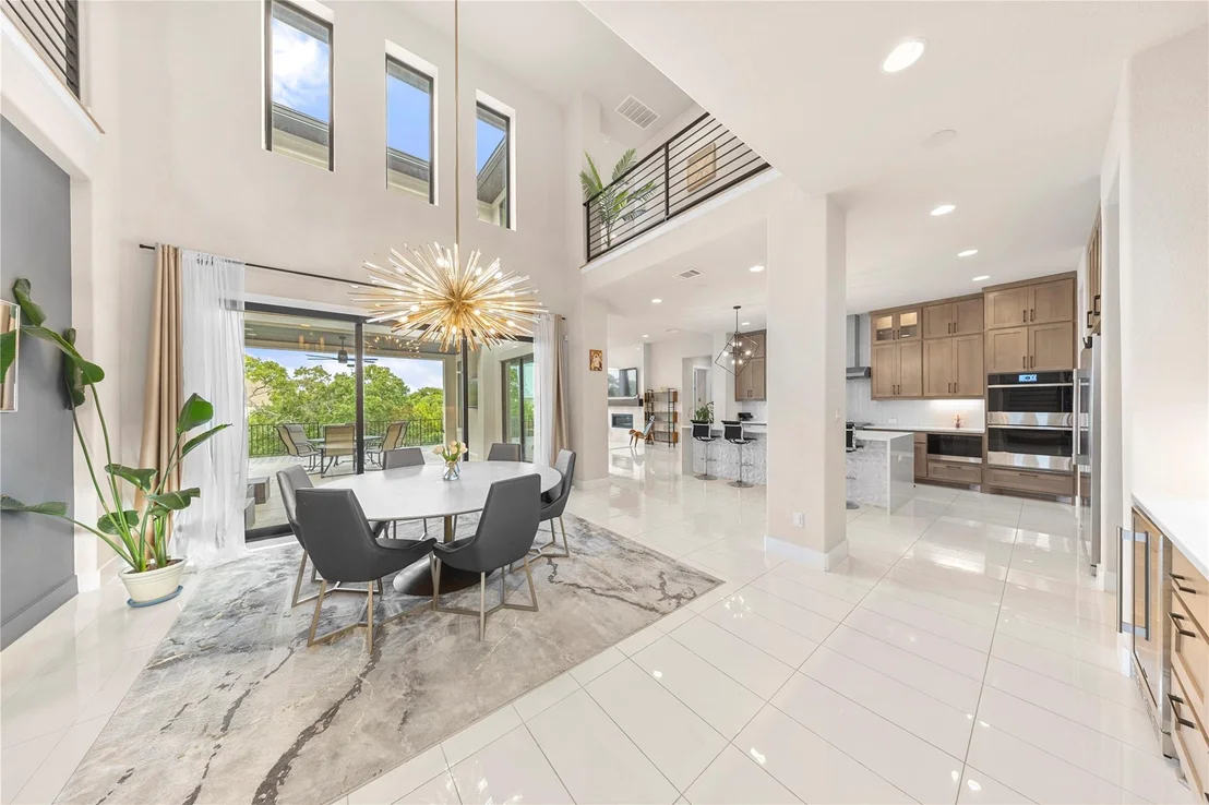 Photo of 2112 Sereno CV