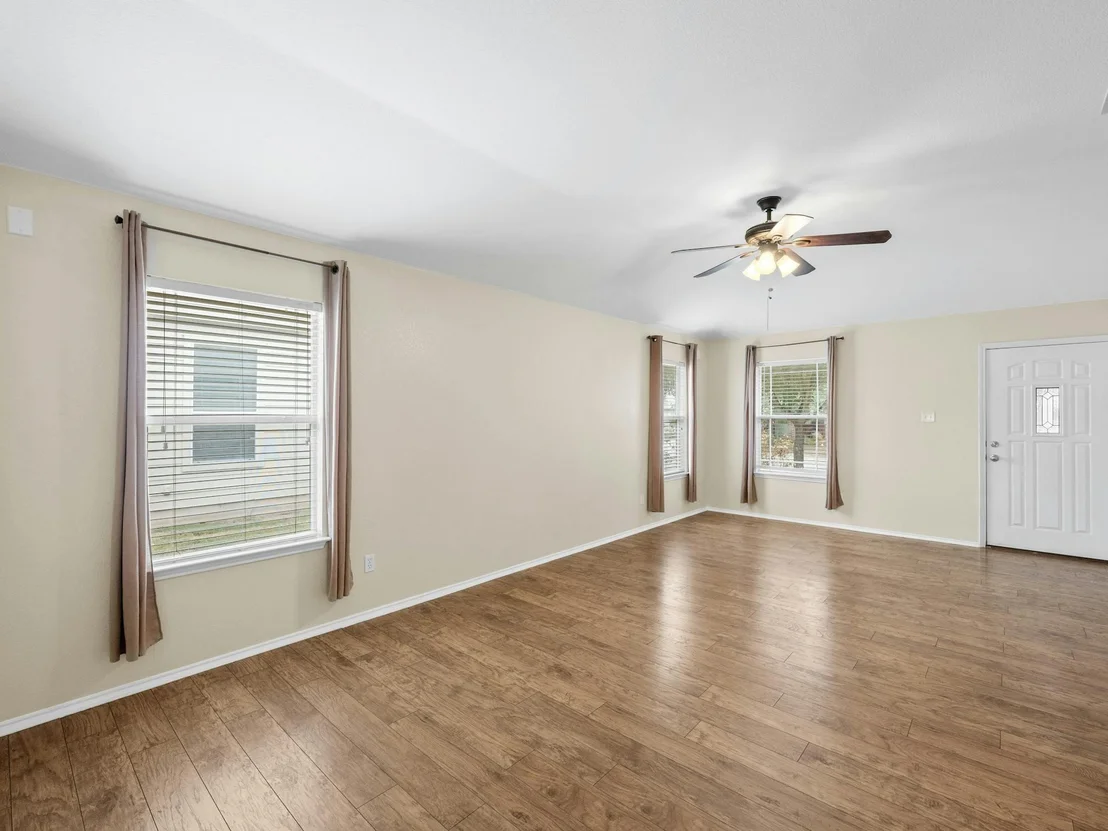 Photo of 431 Old West TRL