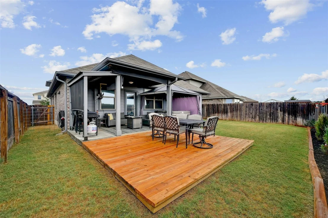 Photo of 541 Blue Oak BLVD