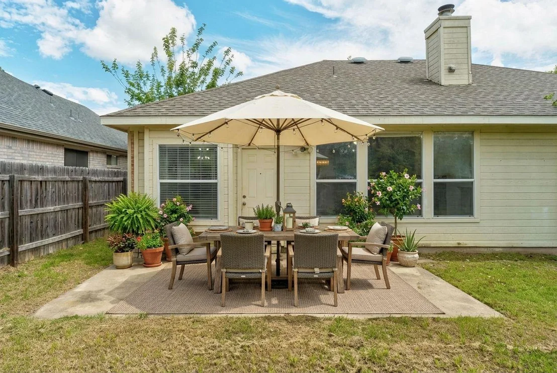Photo of 1105 Woodview DR