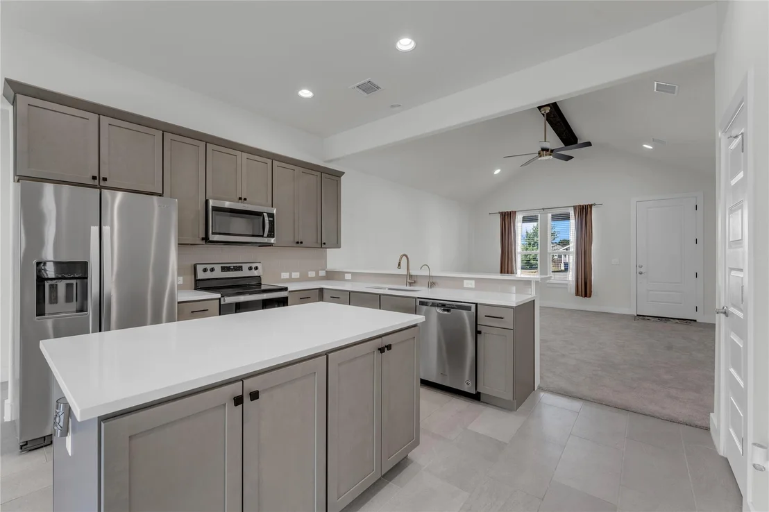 Photo of 449 Dove TRL