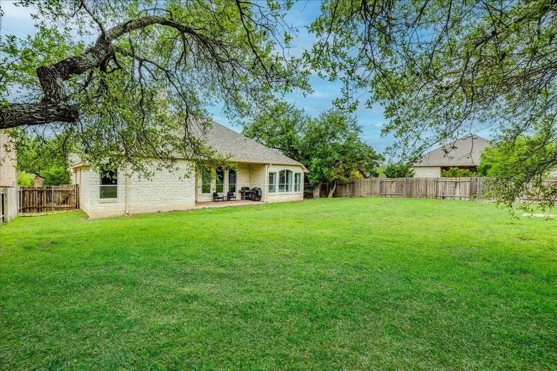 Photo of 406 Ledge Stone DR