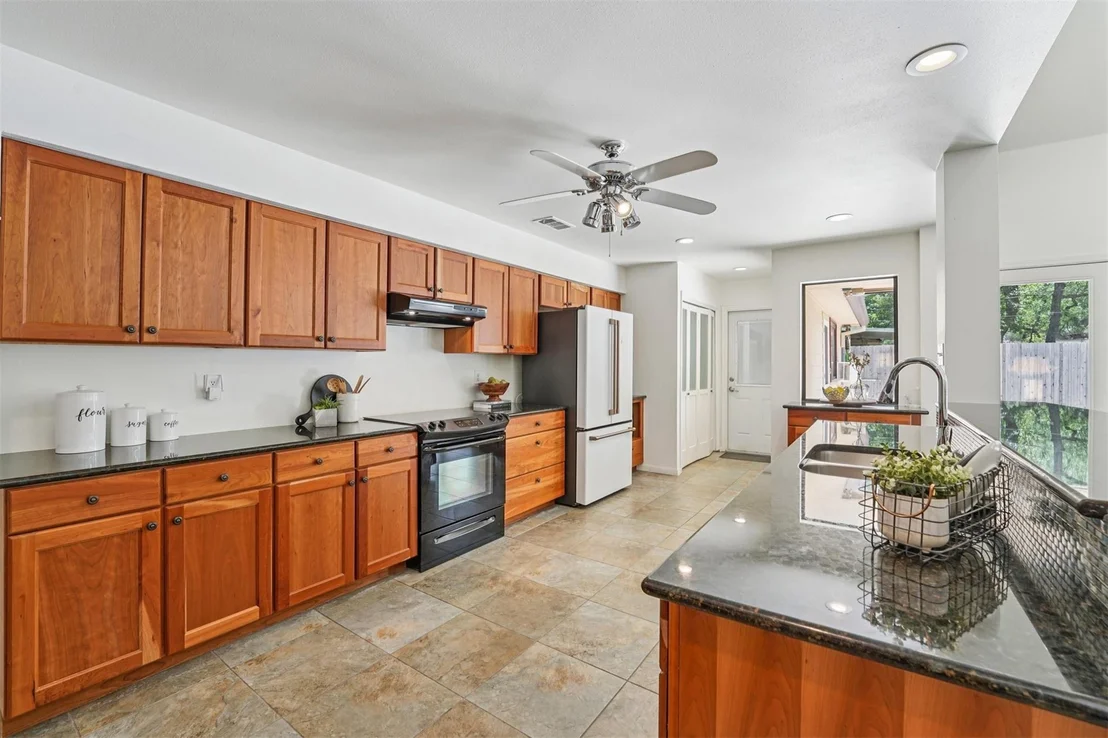 Photo of 12808 Dakota LN