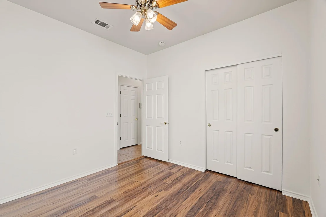 Photo of 208 Crockett LOOP