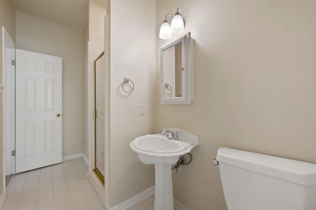 Photo of 10004 Scull Creek DR