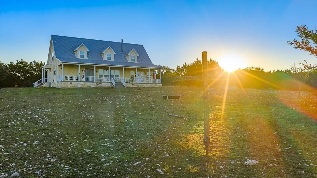 Photo of 4237 County Road 330 RD