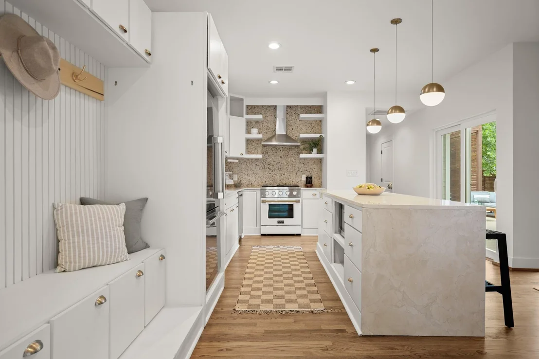 Photo of 1002 Payne Ave