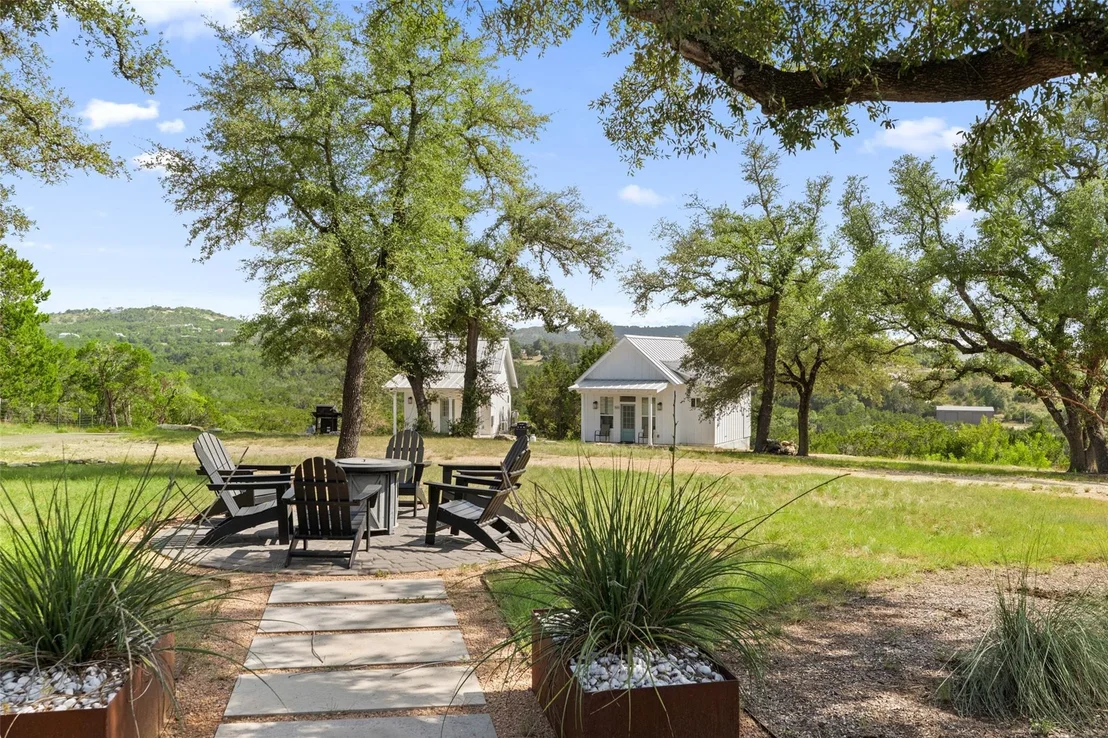 Photo of 810 Kothmann RD