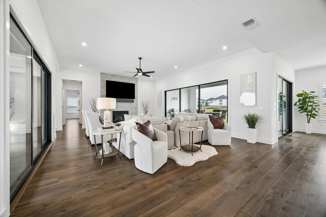 Photo of 2513 Novara TRL