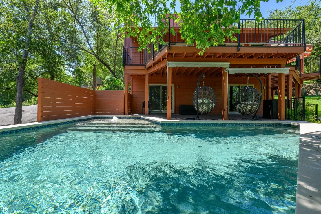 Photo of 5104 Beverly Hills DR