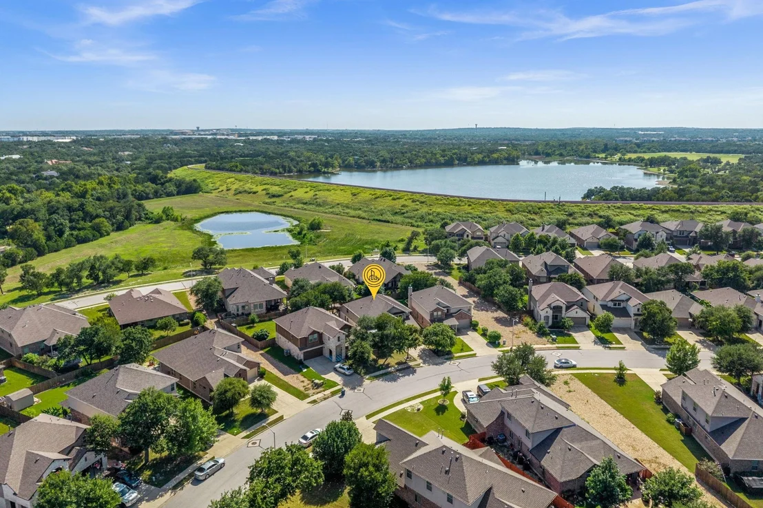 Photo of 2509 Etta May LN
