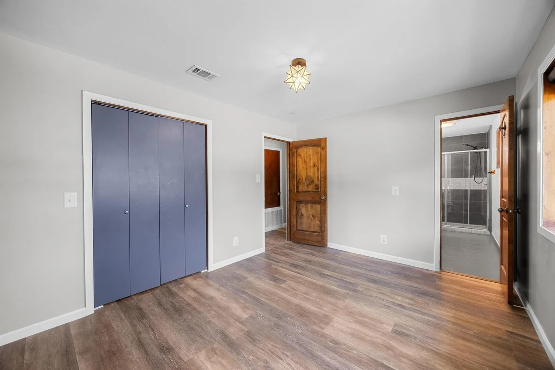 Photo of 10608 Ponder LN