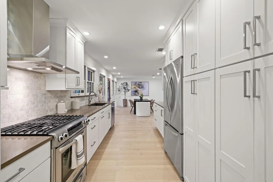 Photo of 2703 Oakhaven DR