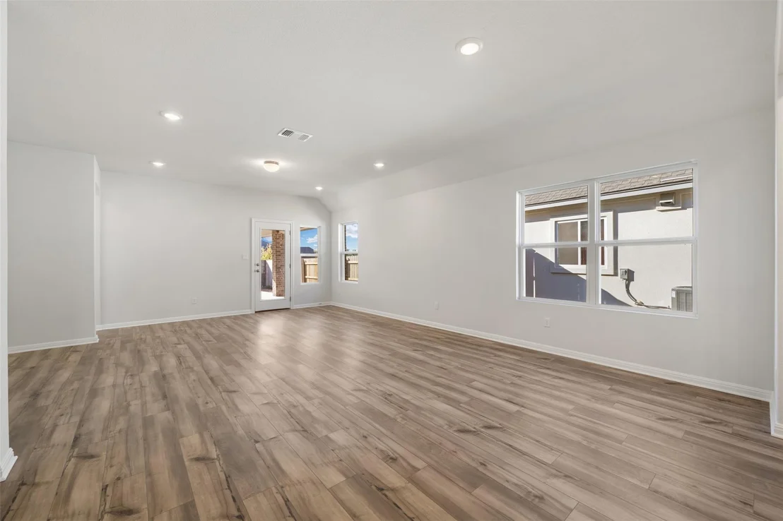Photo of 536 Redding WAY