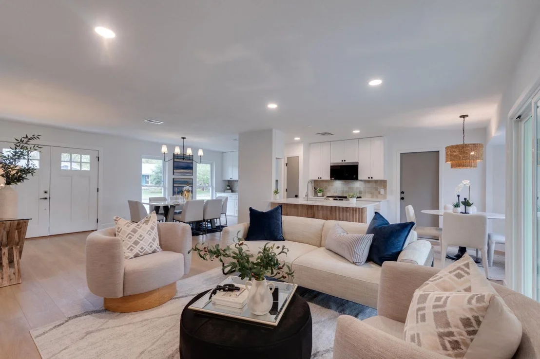 Photo of 1002 Alden DR