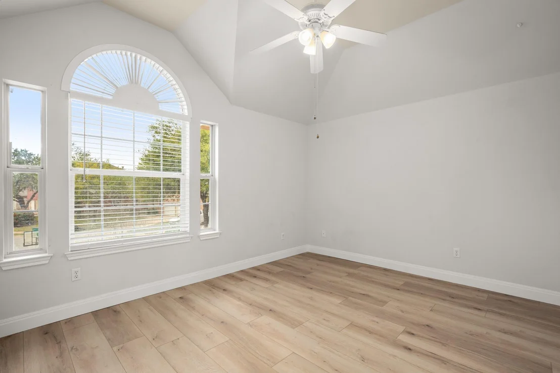 Photo of 1108 Camden CV