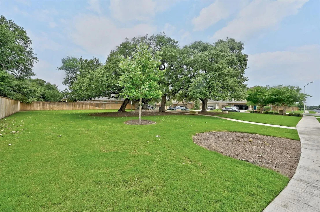 Photo of 161 Danbark DR