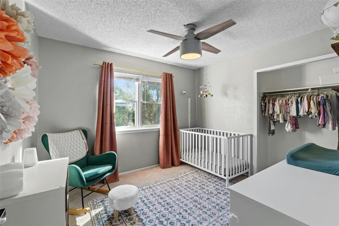 Photo of 1010 Huntridge DR