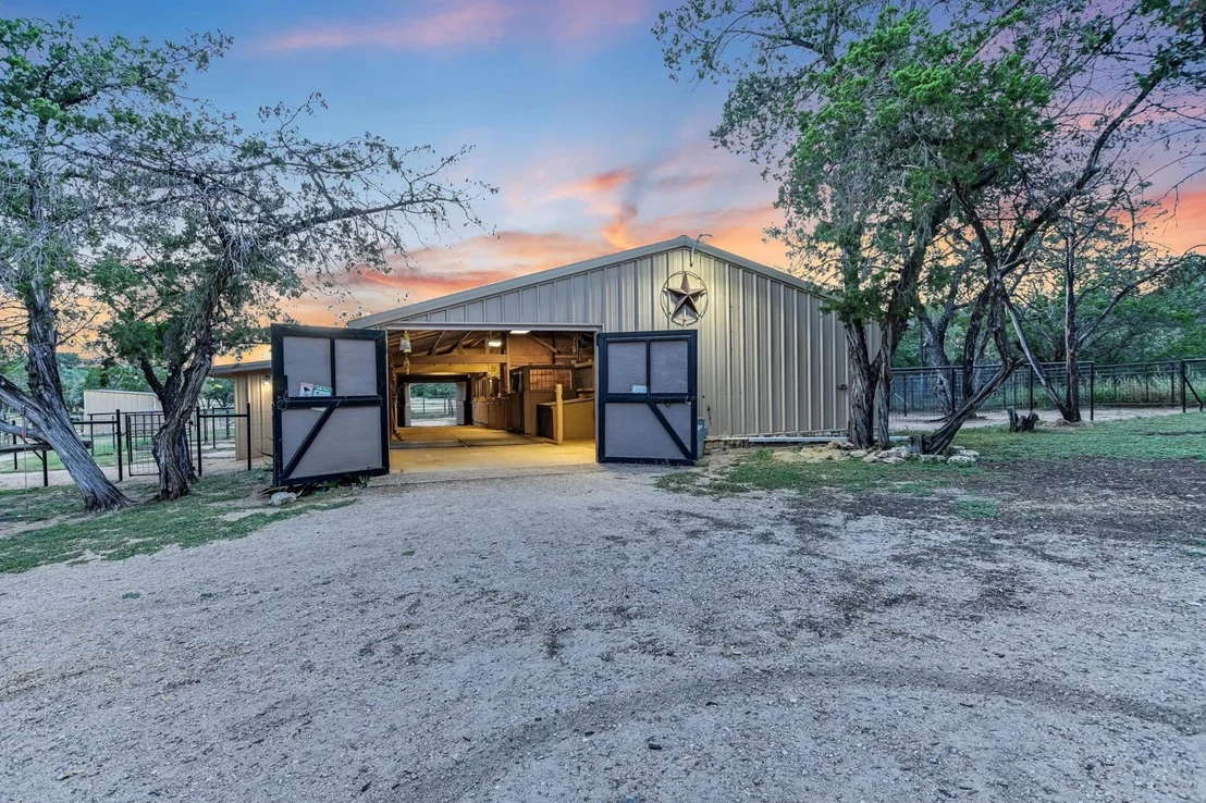 Photo of 1005 County Road 414