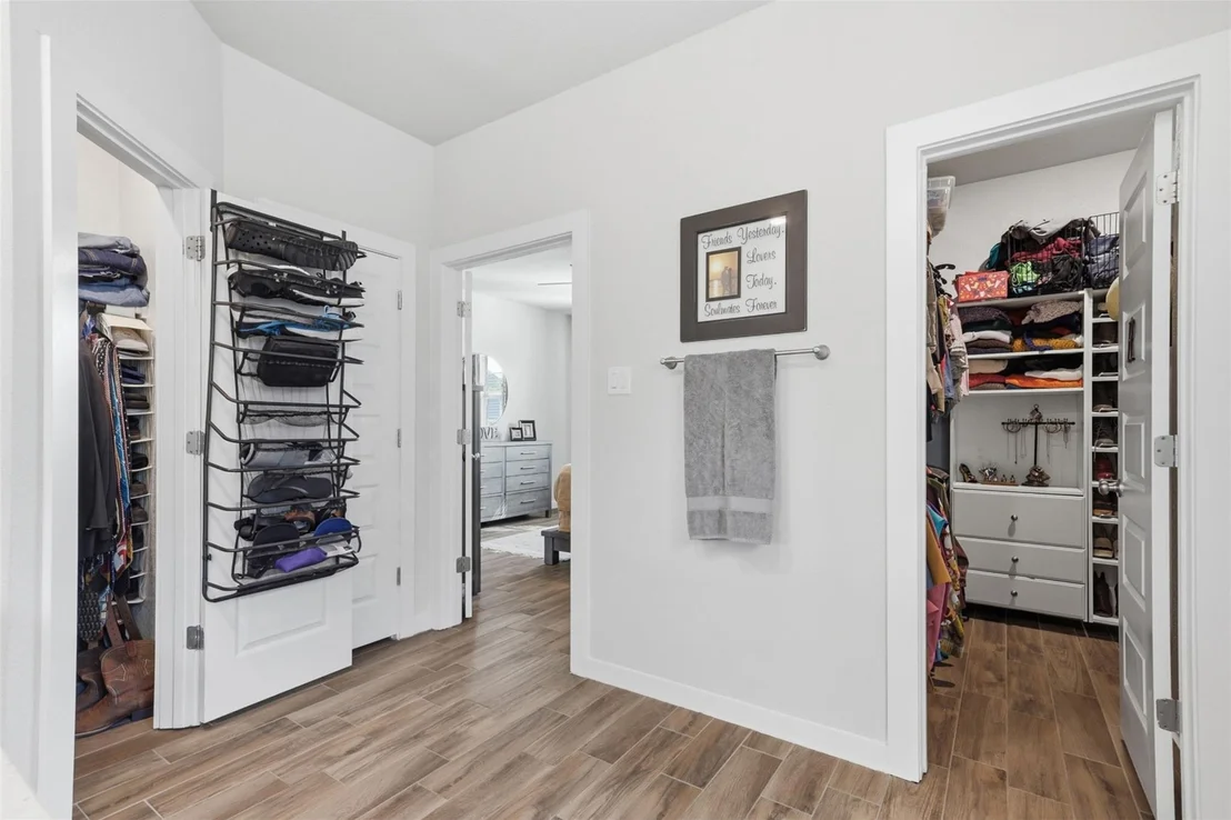 Photo of 2941 Birch Park PATH